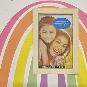 Colorful Portrait fit photos 4"x6"